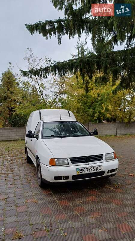 Грузовой фургон Volkswagen Caddy 1997 в Дубровице