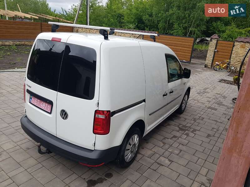 Грузовой фургон Volkswagen Caddy 2018 в Остроге
