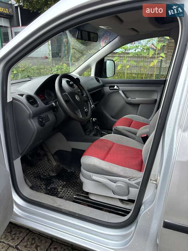 Минивэн Volkswagen Caddy 2008 в Львове