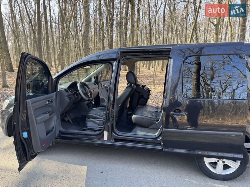Минивэн Volkswagen Caddy 2010 в Гайсине
