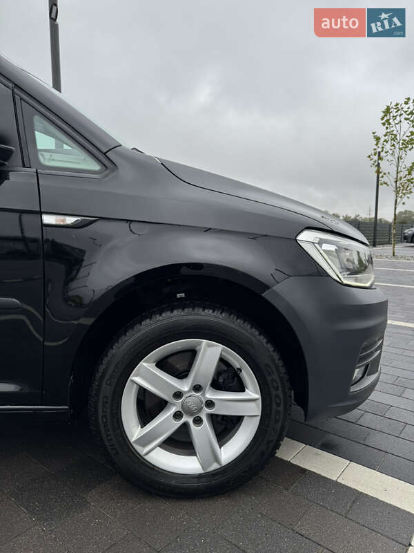 Минивэн Volkswagen Caddy 2017 в Мукачево