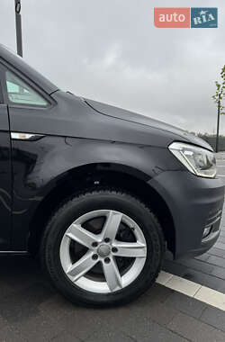 Мінівен Volkswagen Caddy 2017 в 
