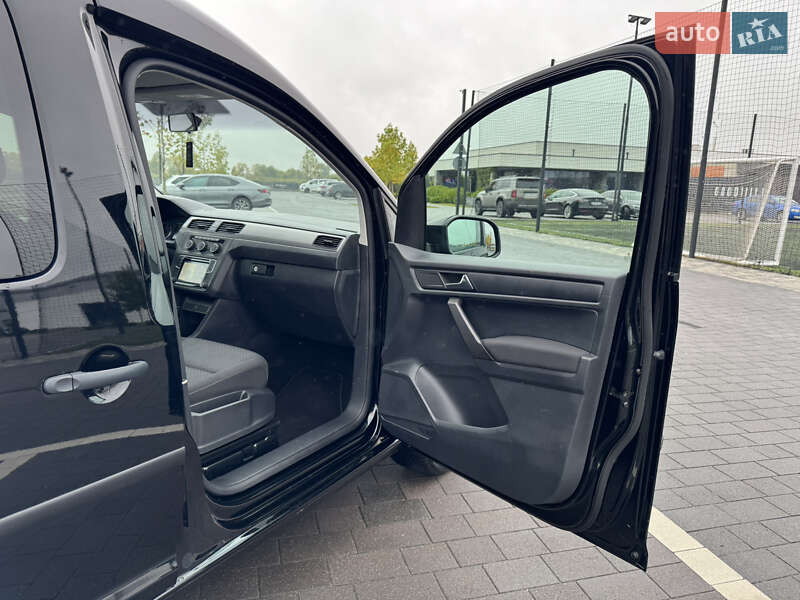 Минивэн Volkswagen Caddy 2017 в Мукачево