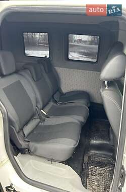Минивэн Volkswagen Caddy 2011 в 