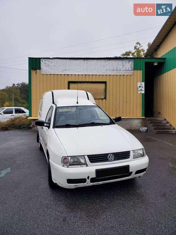 Грузовой фургон Volkswagen Caddy 1997 в Ладыжине