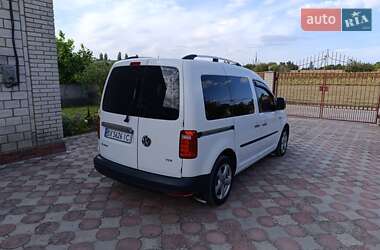 Минивэн Volkswagen Caddy 2015 в 
