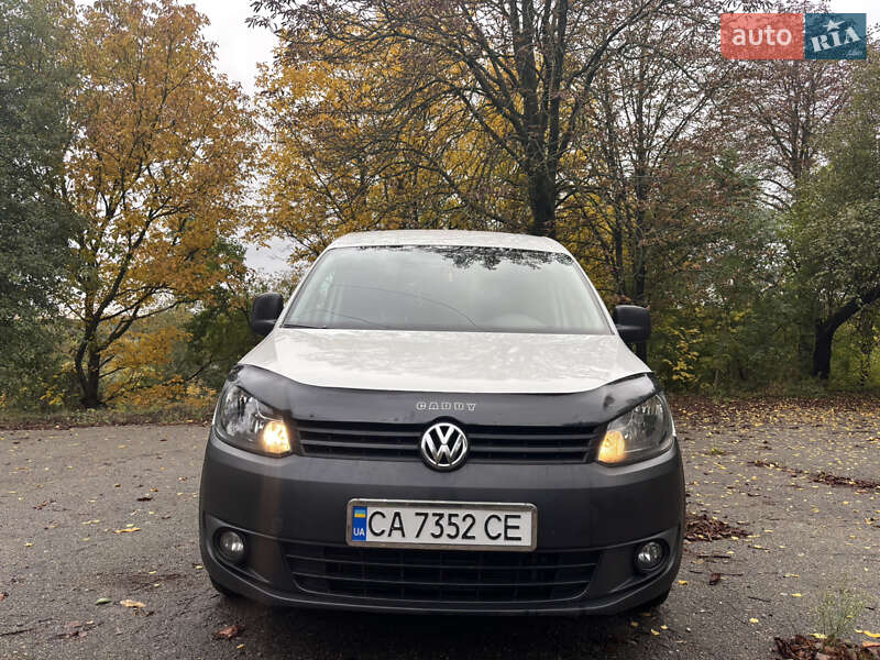 Минивэн Volkswagen Caddy 2011 в Лысянке