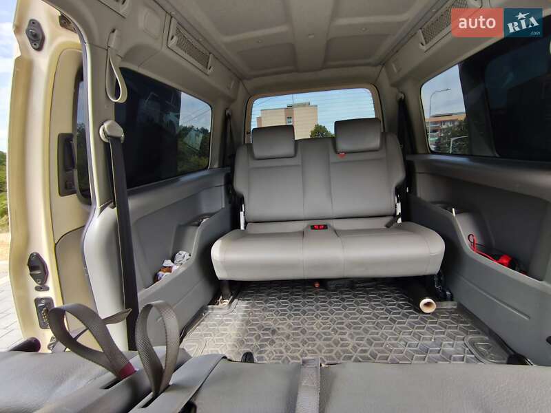 Минивэн Volkswagen Caddy 2010 в Журавном фото 12 Минивэн Volkswagen Caddy 2010 в Журавном