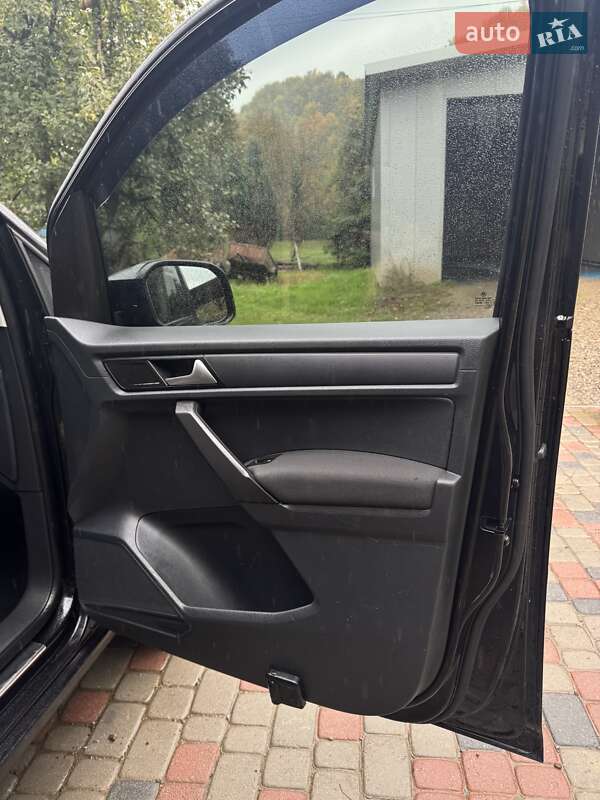 Минивэн Volkswagen Caddy 2015 в Тячеве