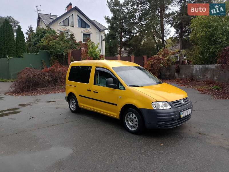 Минивэн Volkswagen Caddy 2006 в Киеве