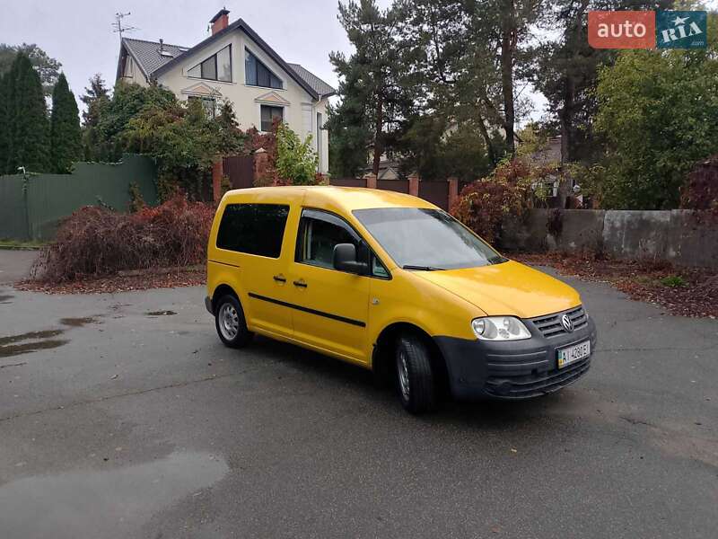 Минивэн Volkswagen Caddy 2006 в Киеве