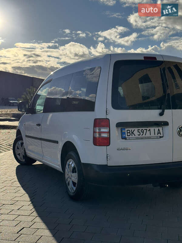 Минивэн Volkswagen Caddy 2011 в Хмельницком