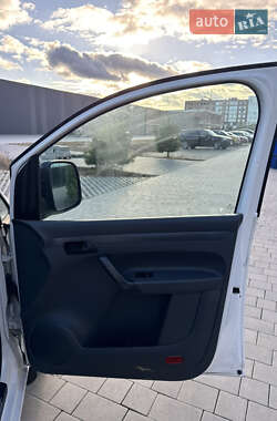 Минивэн Volkswagen Caddy 2011 в 