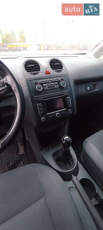 Минивэн Volkswagen Caddy 2015 в Житомире
