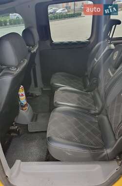 Минивэн Volkswagen Caddy 2006 в 