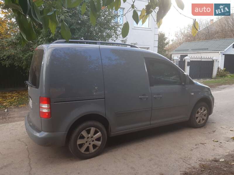 Грузовой фургон Volkswagen Caddy 2014 в Борисполе фото 5 Грузовой фургон Volkswagen Caddy 2014 в Борисполе