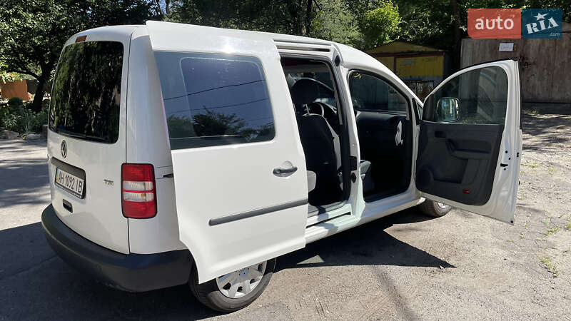 Минивэн Volkswagen Caddy 2012 в Днепре