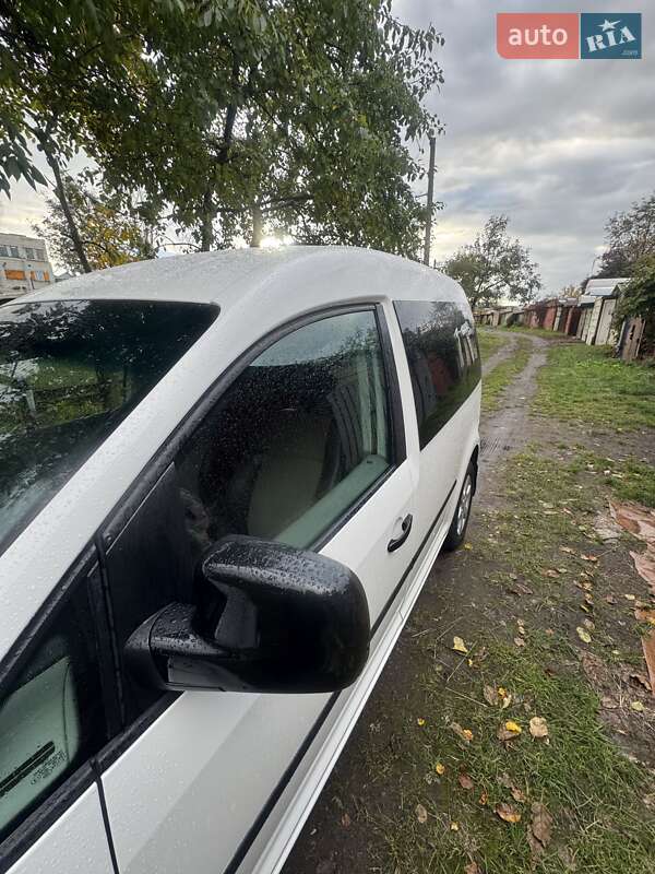 Минивэн Volkswagen Caddy 2007 в Львове