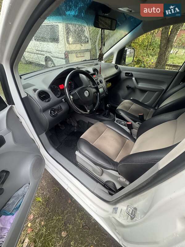 Минивэн Volkswagen Caddy 2007 в Львове
