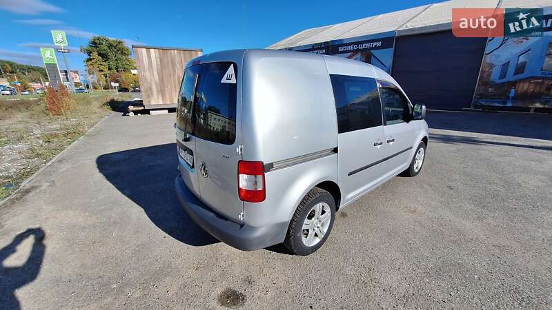 Минивэн Volkswagen Caddy 2008 в Киеве