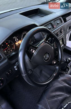 Мінівен Volkswagen Caddy 2015 в 