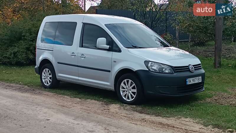 Мінівен Volkswagen Caddy 2011 в 