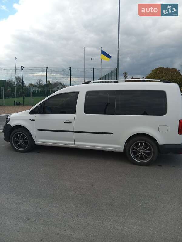Минивэн Volkswagen Caddy 2016 в Иванове