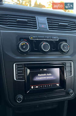 Минивэн Volkswagen Caddy 2015 в 