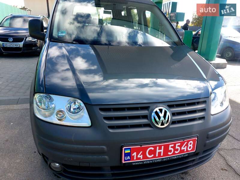 Минивэн Volkswagen Caddy 2010 в Черновцах