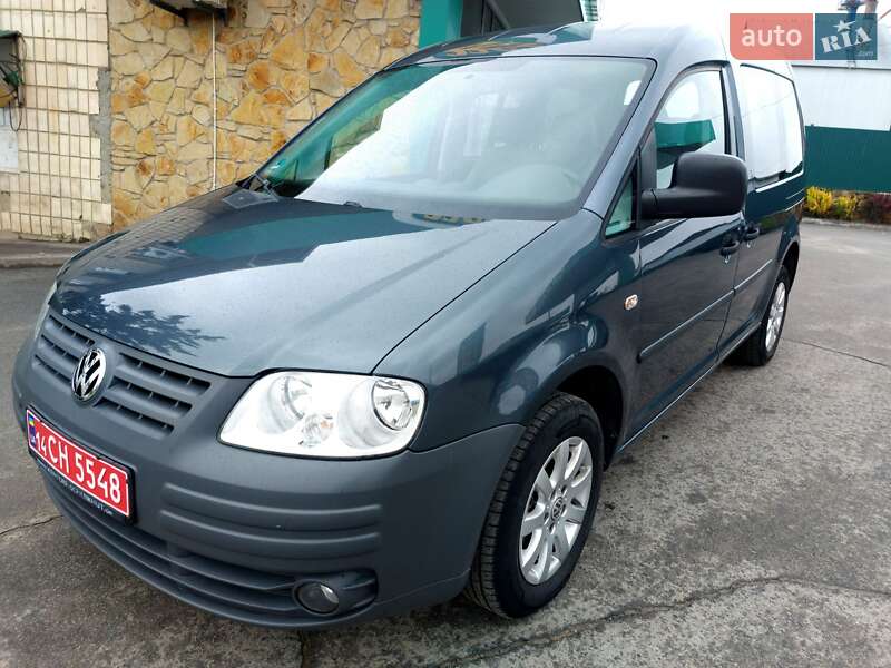 Минивэн Volkswagen Caddy 2010 в Черновцах