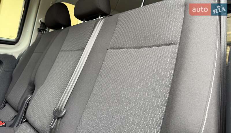 Минивэн Volkswagen Caddy 2016 в Львове фото 91 Минивэн Volkswagen Caddy 2016 в Львове