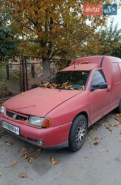Грузовой фургон Volkswagen Caddy 2003 в 