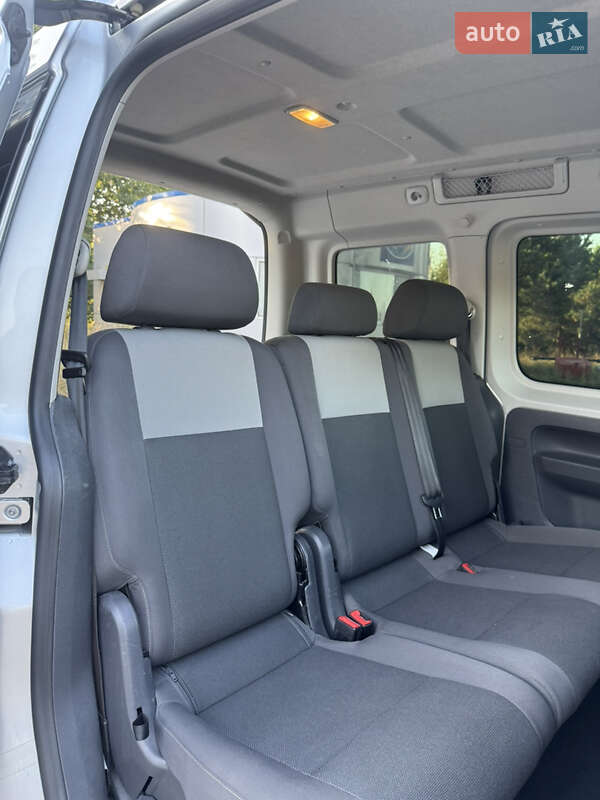 Мінівен Volkswagen Caddy 2014 в Львові фото 27 Мінівен Volkswagen Caddy 2014 в Львові
