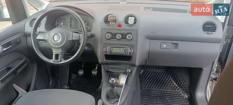 Мінівен Volkswagen Caddy 2011 в Умані