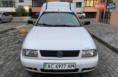 Вантажопасажирський фургон Volkswagen Caddy 1996 в Луцьку