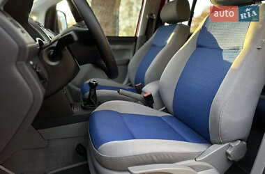 Минивэн Volkswagen Caddy 2006 в 