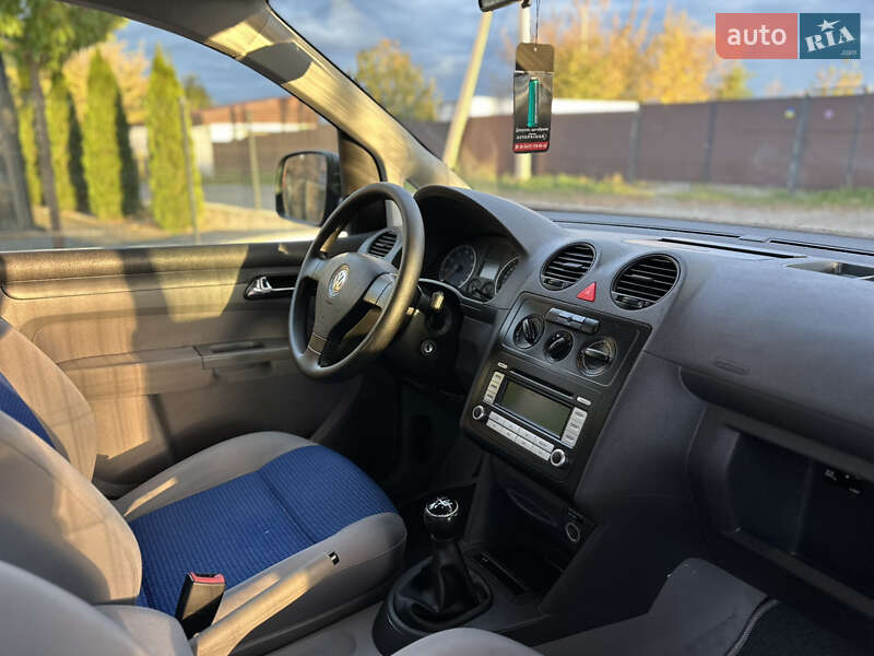 Минивэн Volkswagen Caddy 2006 в Виннице