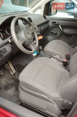Минивэн Volkswagen Caddy 2014 в 