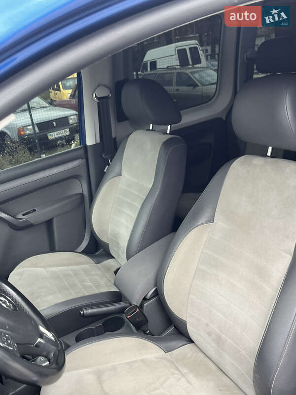 Минивэн Volkswagen Caddy 2014 в Миргороде