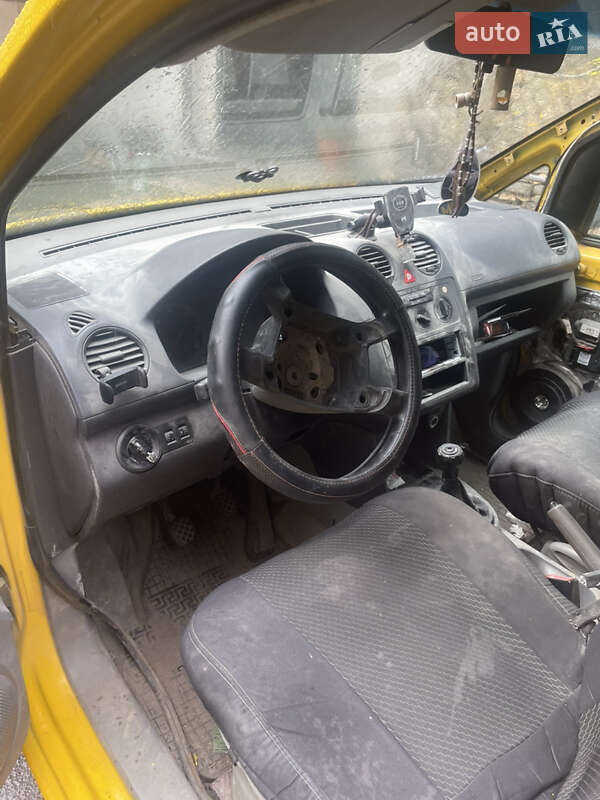 Мінівен Volkswagen Caddy 2005 в Львові