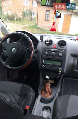 Минивэн Volkswagen Caddy 2009 в 