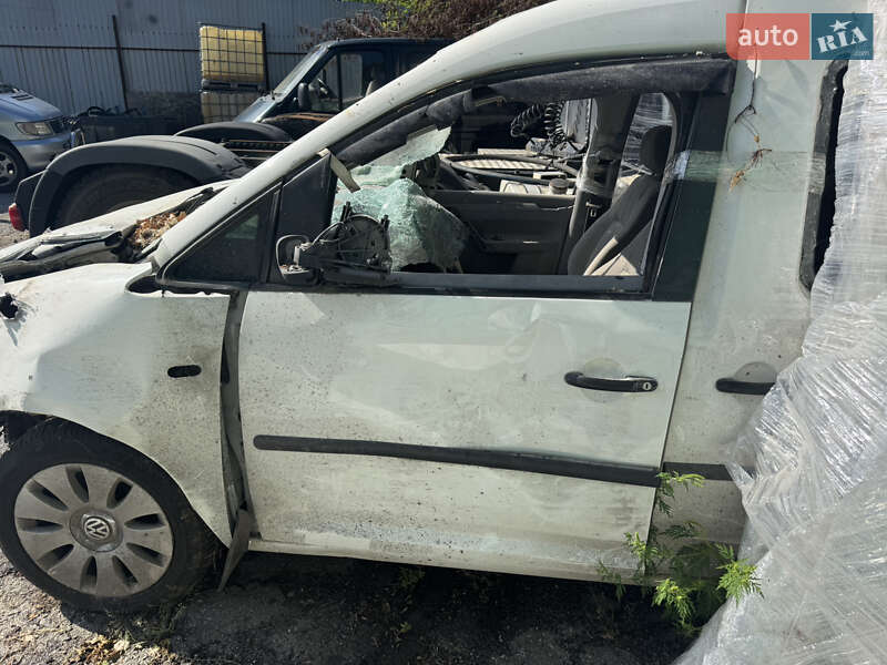 Мінівен Volkswagen Caddy 2008 в Києві