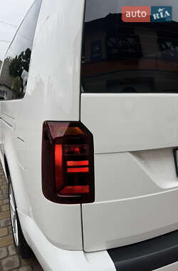 Мінівен Volkswagen Caddy 2017 в 