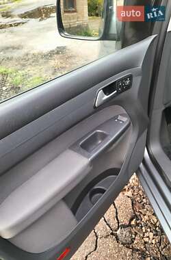 Минивэн Volkswagen Caddy 2014 в 
