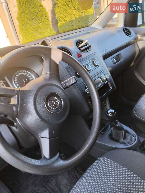 Мінівен Volkswagen Caddy 2013 в Мукачевому фото 2 Мінівен Volkswagen Caddy 2013 в Мукачевому