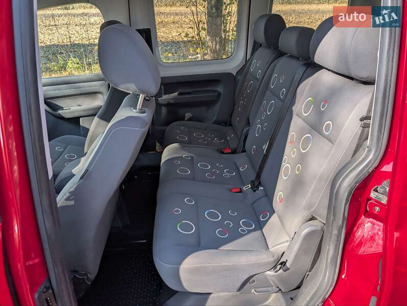 Минивэн Volkswagen Caddy 2011 в Ровно фото 19 Минивэн Volkswagen Caddy 2011 в Ровно