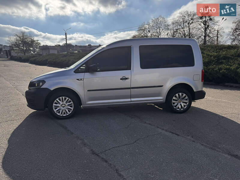 Минивэн Volkswagen Caddy 2017 в Умани
