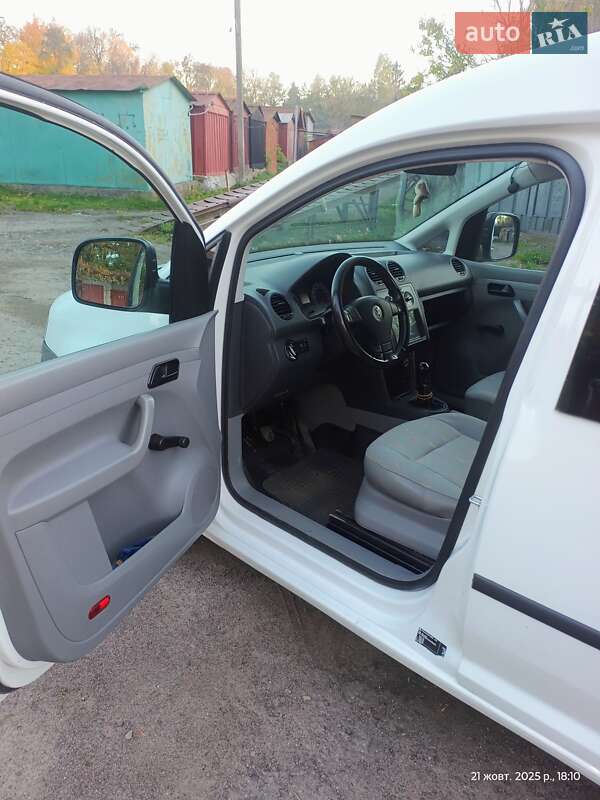 Мінівен Volkswagen Caddy 2007 в Луцьку