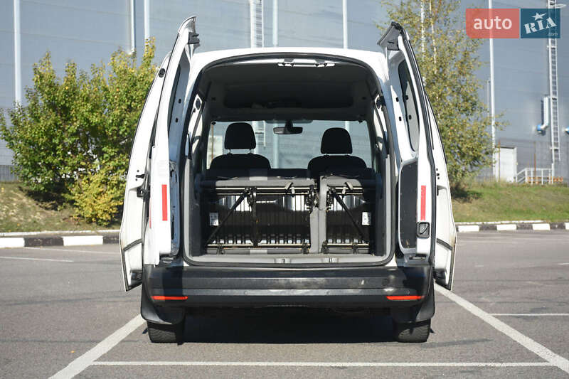 Мінівен Volkswagen Caddy 2016 в Рівному