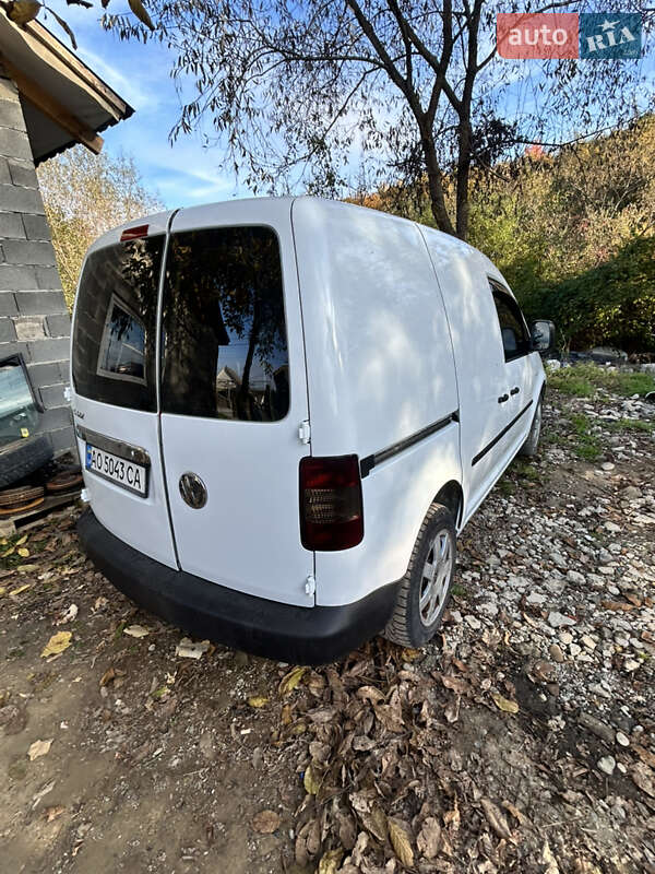 Грузовой фургон Volkswagen Caddy 2006 в Виноградове фото 4 Грузовой фургон Volkswagen Caddy 2006 в Виноградове